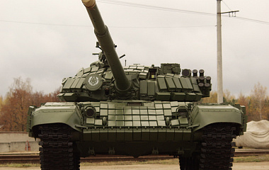 Т-72 with installation of screens