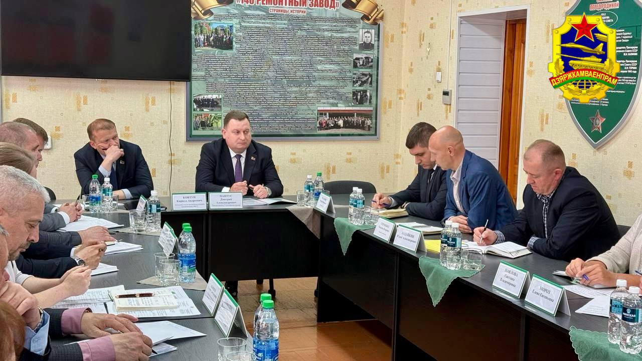 Председатель Госкомвоенпрома Дмитрий Пантус с рабочим визитом в Борисове Председатель Госкомвоенпрома Дмитрий Пантус с рабочим визитом в Борисове